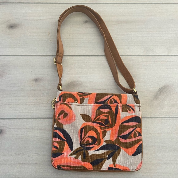 Fossil Handbags - Fossil Preston Floral Expandable Crossbody Shoulder Canvas Leather Handbag